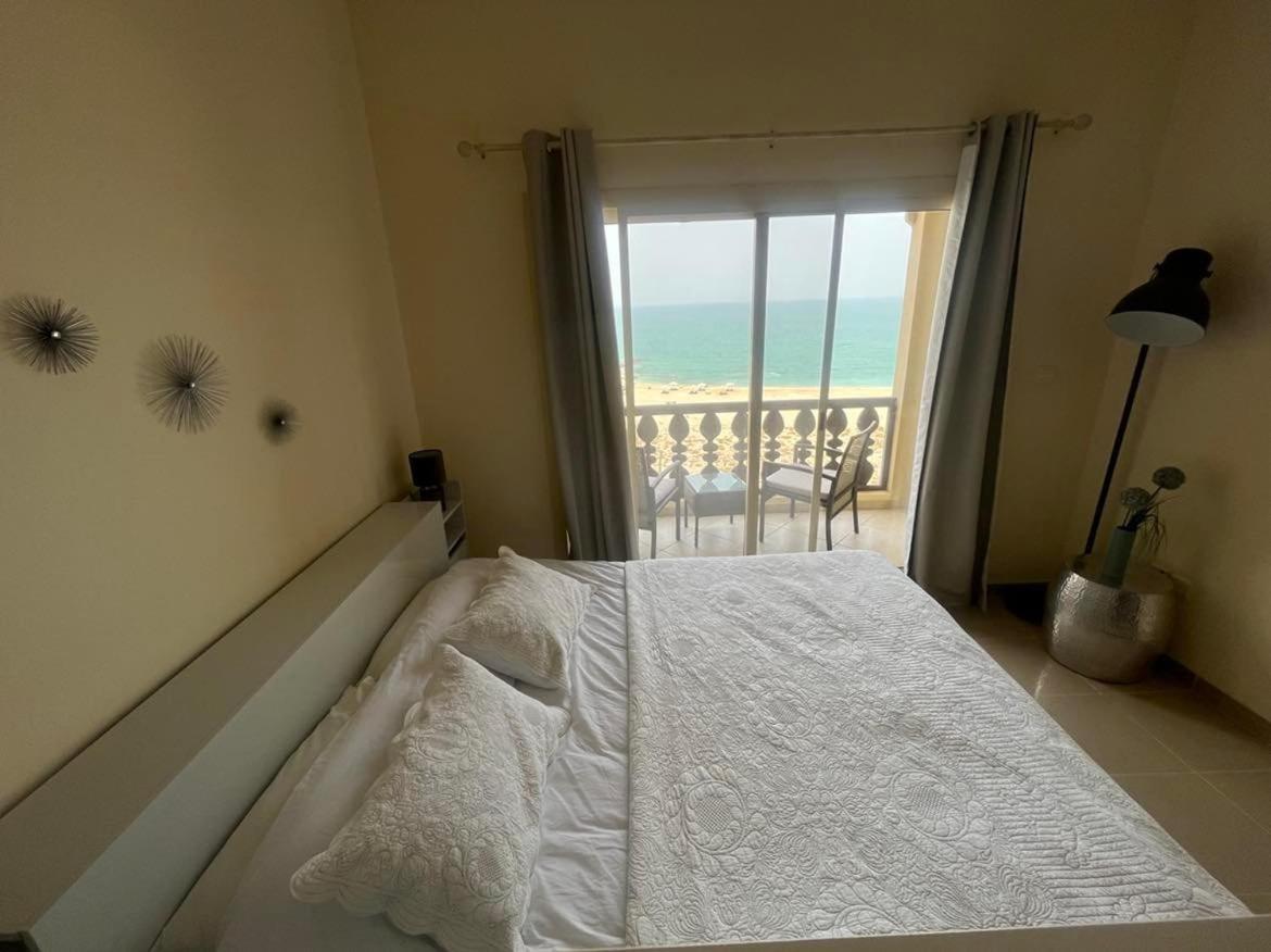 Beach Front Escape Ras al-Khaimah Exterior foto
